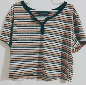 striped crop top🌷